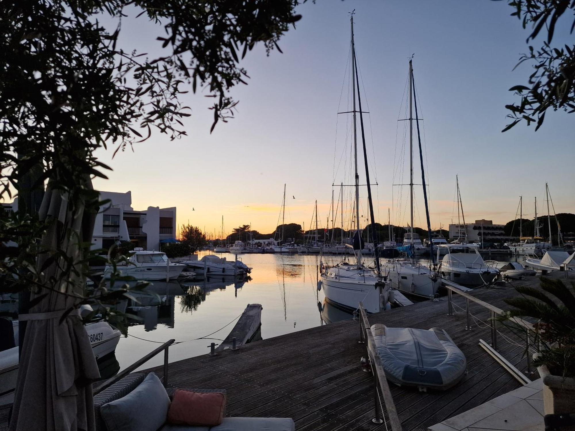 Marina Exceptionnelle - 8 Pers - 120 M2 Vue Mer - Suites Parentales - Cinema - Ponton Ле-Гро-дю-Руа Екстер'єр фото
