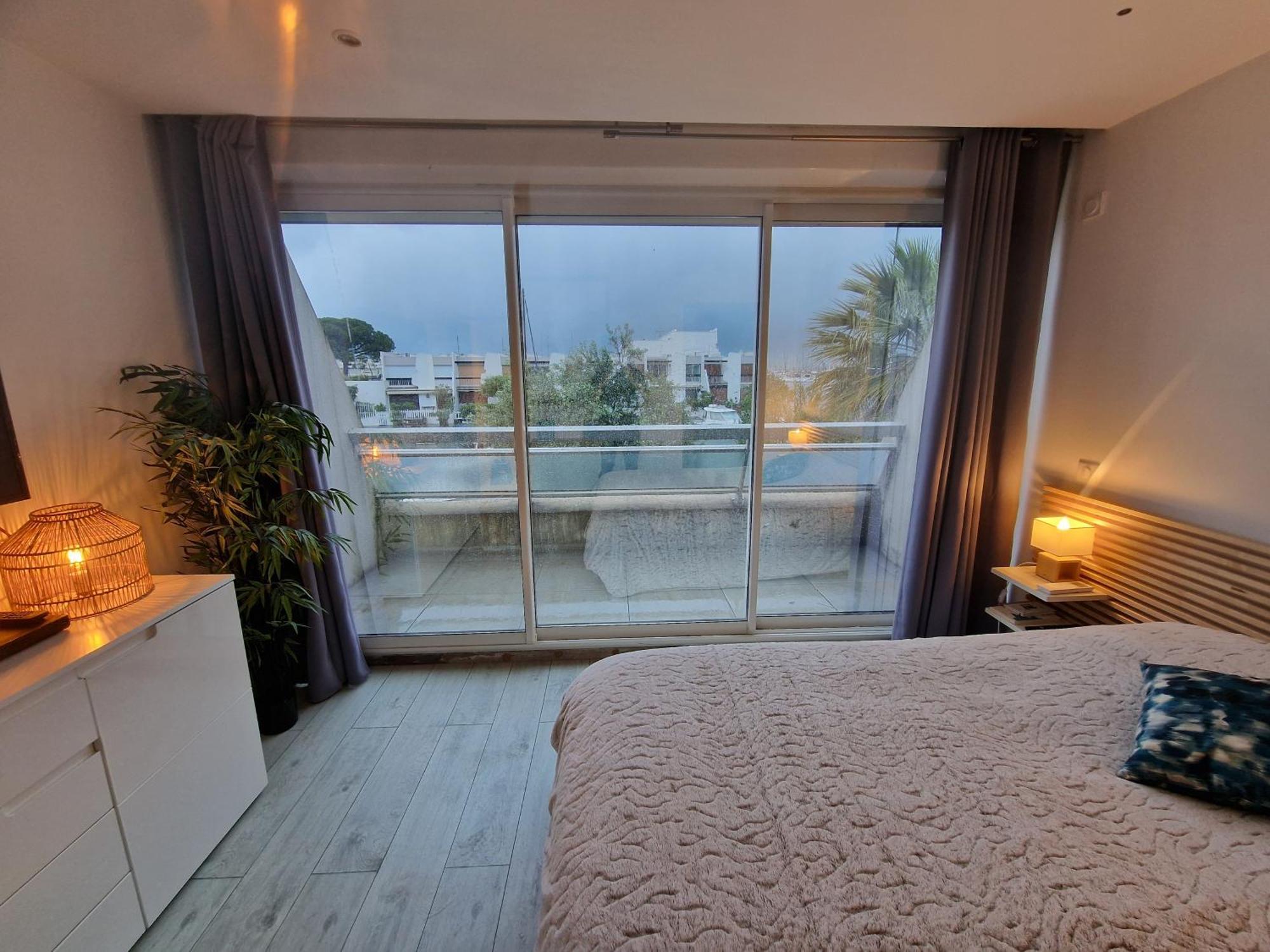 Marina Exceptionnelle - 8 Pers - 120 M2 Vue Mer - Suites Parentales - Cinema - Ponton Ле-Гро-дю-Руа Екстер'єр фото